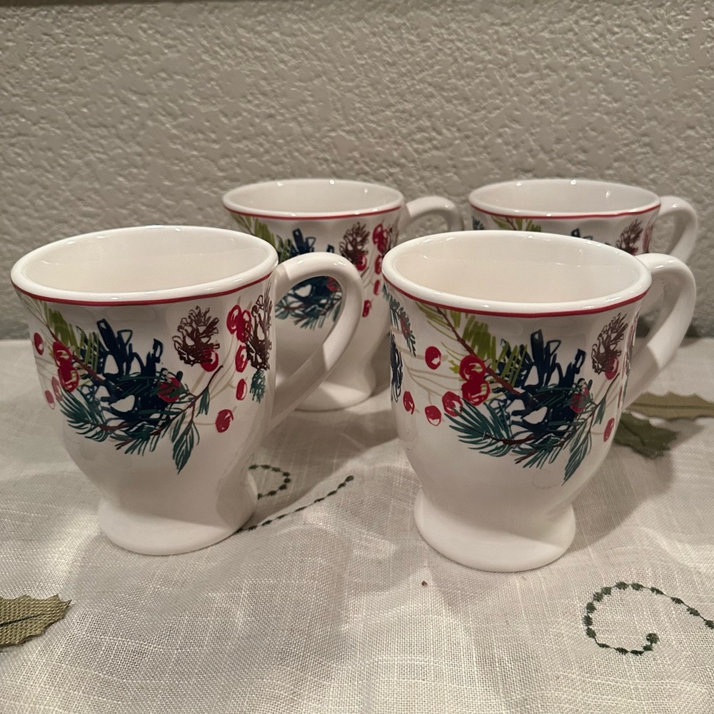 Holiday Home Holly Berry Bistro Mug Set
